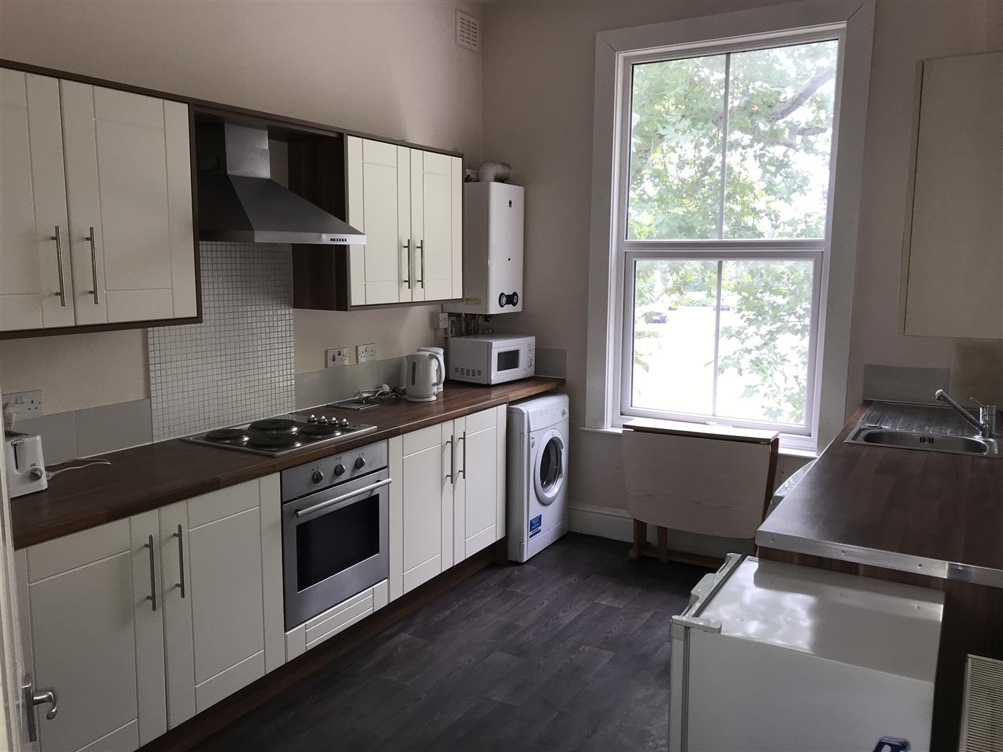 Room 1, 36a Cottingham Rd, Kingston Upon Hull